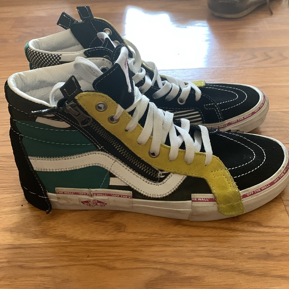 Vans skate hi top suede shoes.